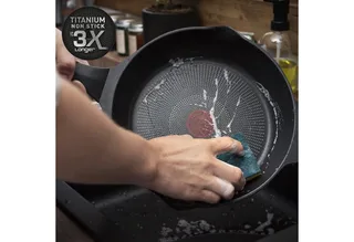 Robusto - Koekenpan - Ø28 cm - Inductie - Non-Stick - Duurzaam de Tefal en Noir – photo produit 4 sur 5