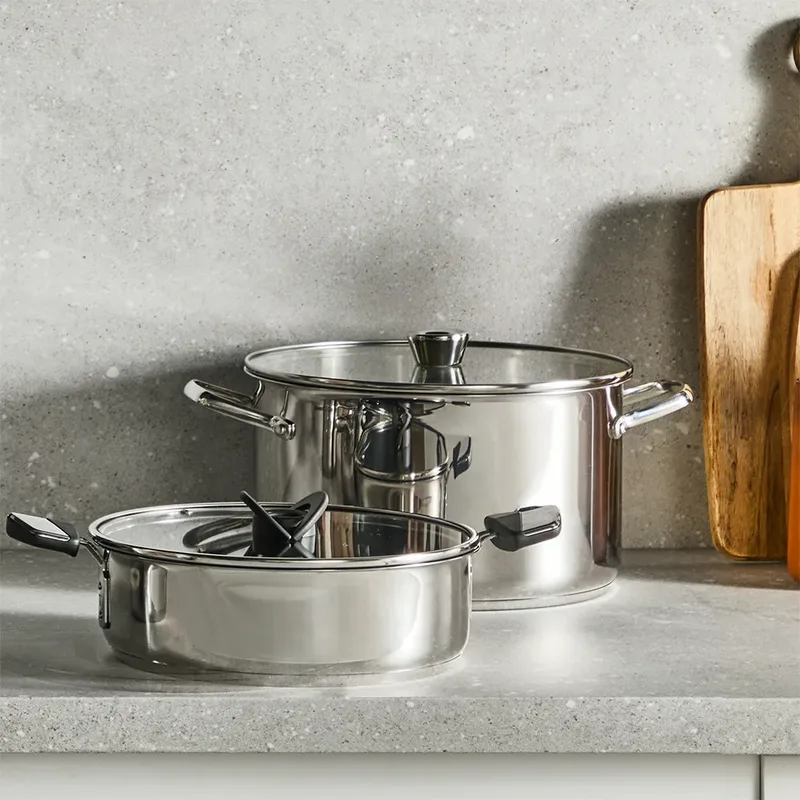 Space Emotion+ - Hapjespan met Deksel - 26 cm - RVS - Geschikt voor Inductie by Tefal in Silver – product photo 4 of 6