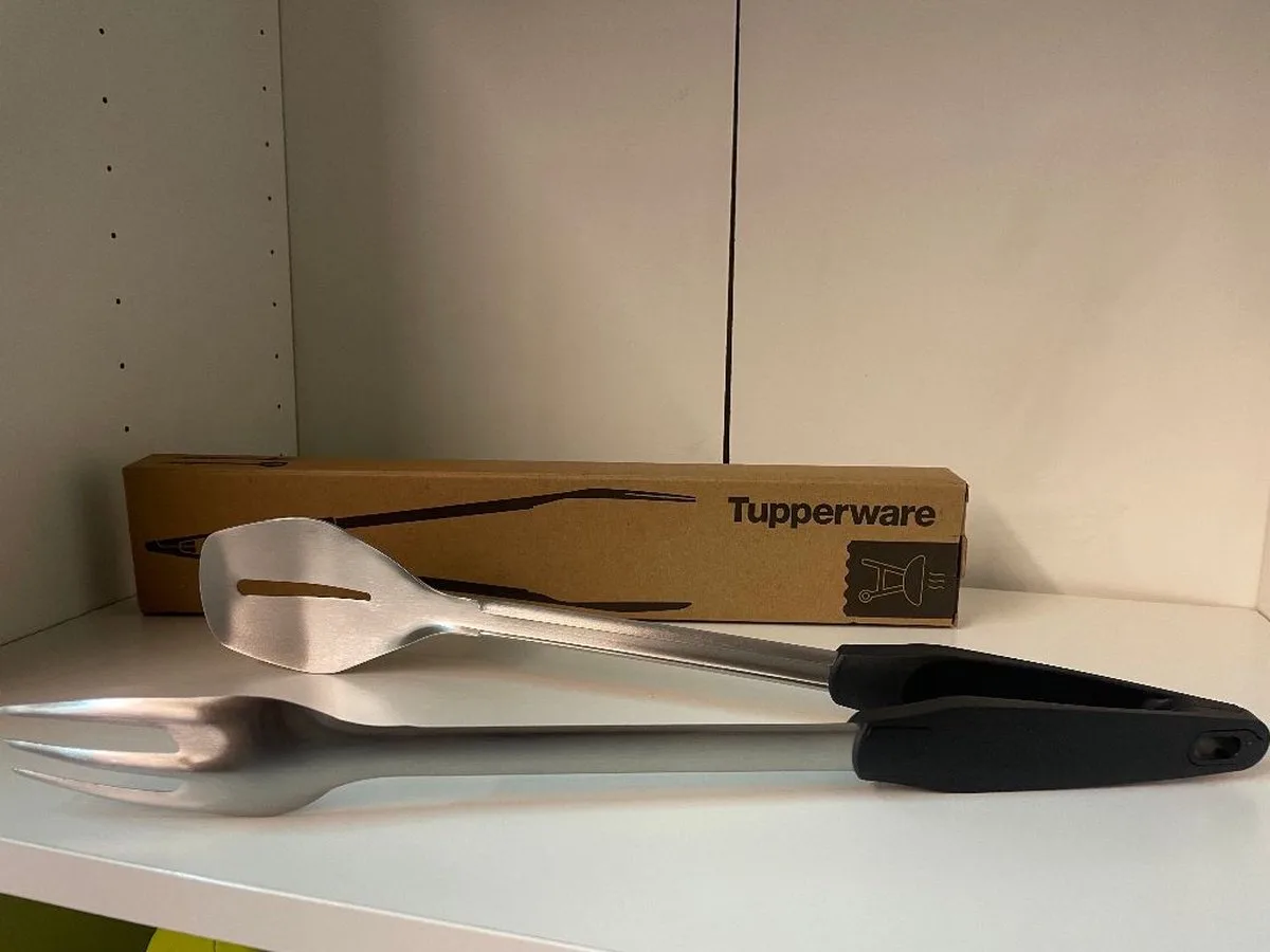 BBQ?grill TANG (chef serie) de Tupperware en Chrome – photo produit