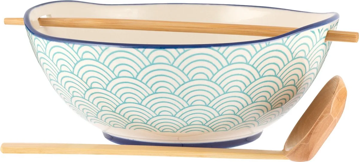 World Foods noedelsoep kom uit aardewerk met lepel en eetstokje uit bamboo von Typhoon in Grün – Produktfoto
