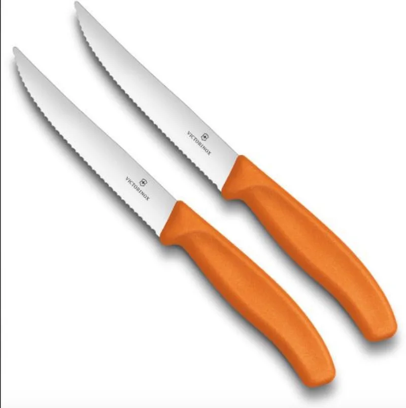 SwissClassic Pizza steakmes by Victorinox in Orange – product photo