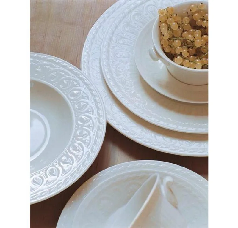 Cellini - Diep bord 24cm by Villeroy & Boch in White – product photo 3 of 4