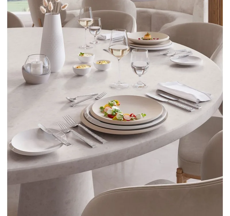 NewMoon Dinerbord 27 cm by Villeroy & Boch in White – product photo 3 of 4