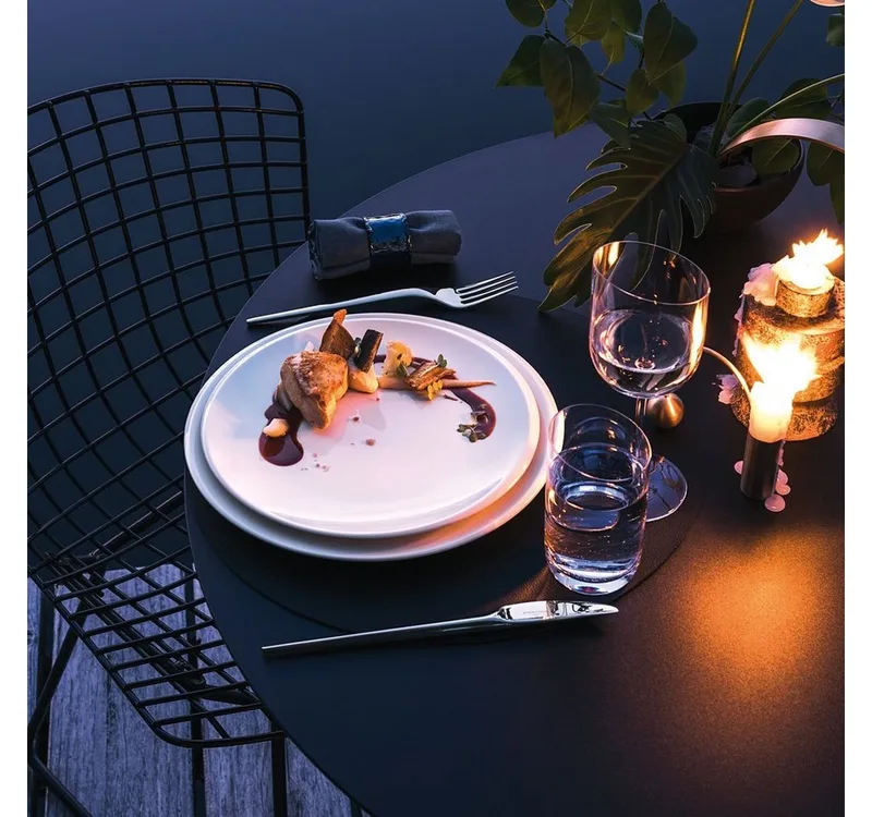 NewMoon Dinerbord 27 cm by Villeroy & Boch in White – product photo 4 of 4