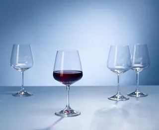 Ovid Rode Wijnglas - 4 stuks - Kristal by Villeroy & Boch in Transparent – product photo 1 of 3