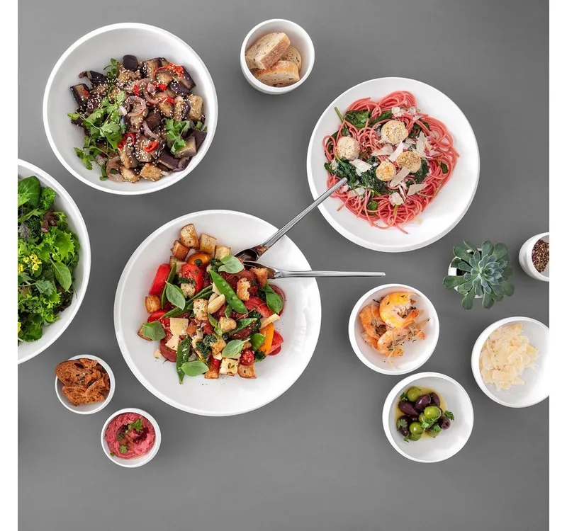 Saladeschaal NewMoon - ø 24 cm by Villeroy & Boch in White – product photo 3 of 4