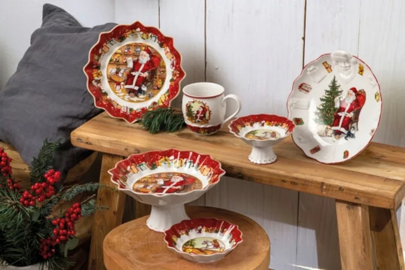 Serveerschaal Toy's Fantasy Kerstman - ø 25 cm von Villeroy & Boch in Rot – Produktfoto 4 von 4