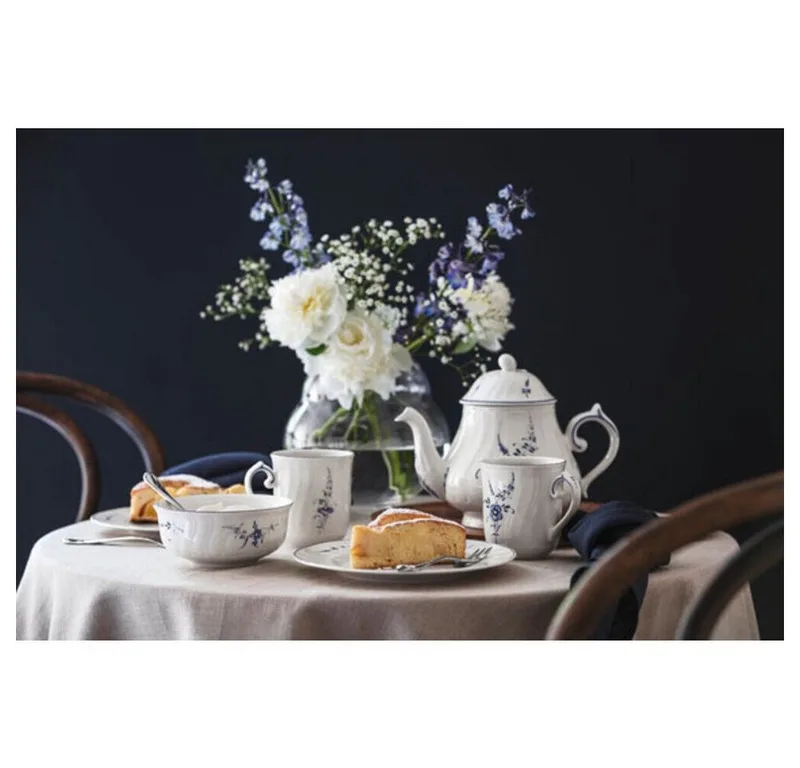 Vieux Luxembourg Beker met oor by Villeroy & Boch in Blue, White – product photo 2 of 3