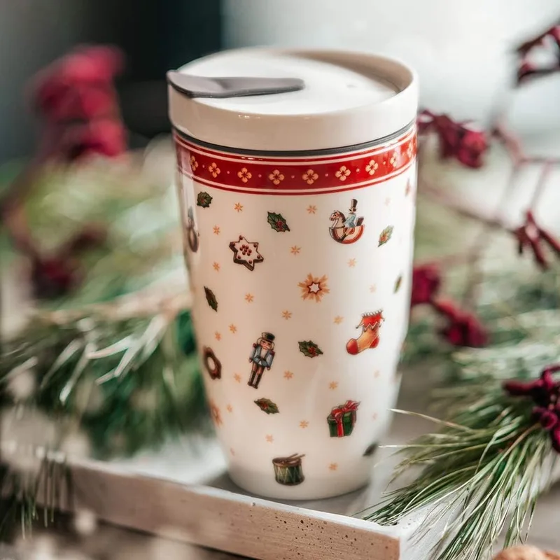 Zoals bij de Group To Go Mug Toys Delight 0.35 L, 10-4868-9220, Multi-gekleurd. von Villeroy & Boch in Speelgoed is een genot – Produktfoto