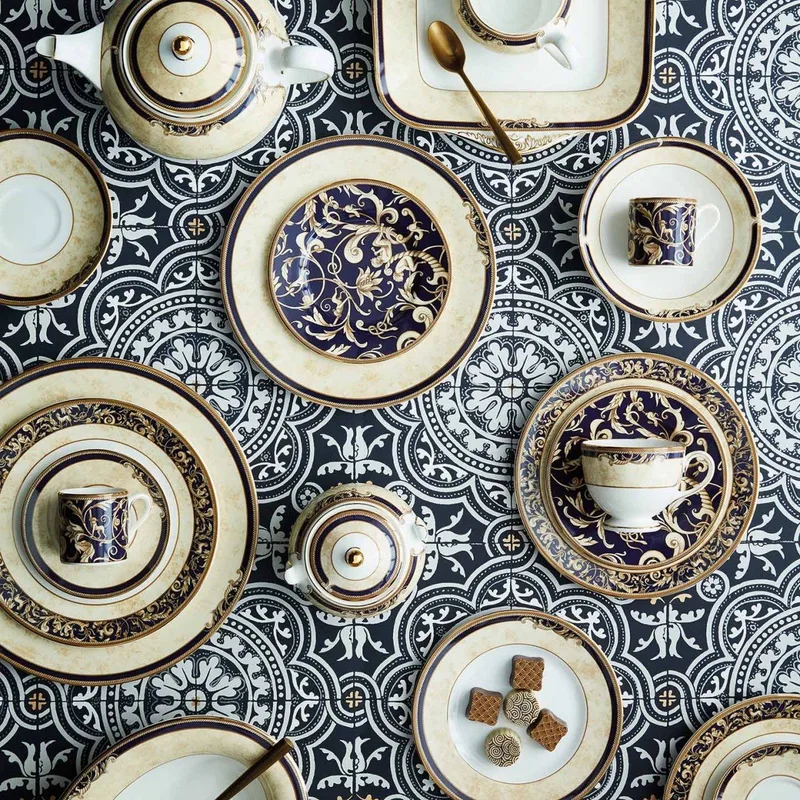 Gebaksbordje Cornucopia ø 15 cm by Wedgwood in Black – product photo