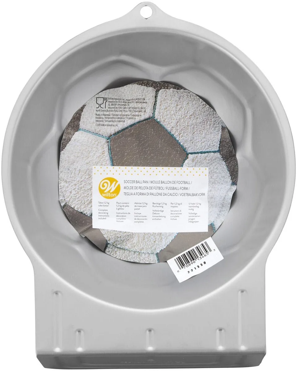 Bakvorm 3D - Aluminium - Taartvorm van Wilton in Voetbal – productfoto