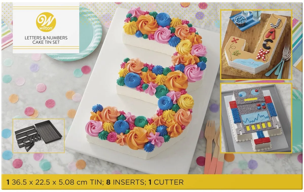 Bakvorm & Uitstekers Set - Cijfers & Letters - Countless Celebrations van Wilton in Cijfers & Letters – productfoto