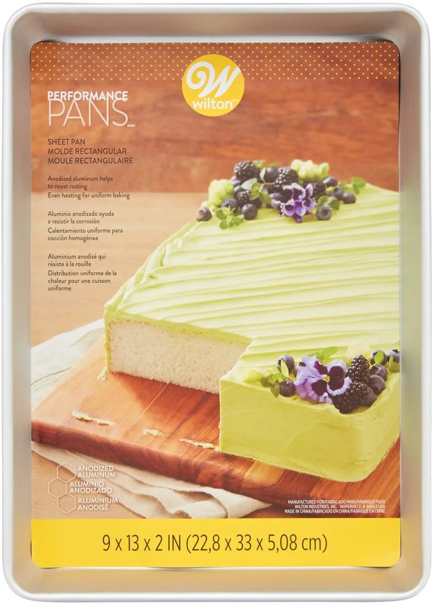 Performance Pans Rechthoekige Bakvorm 23x33cm från Wilton i Silver – produktbild