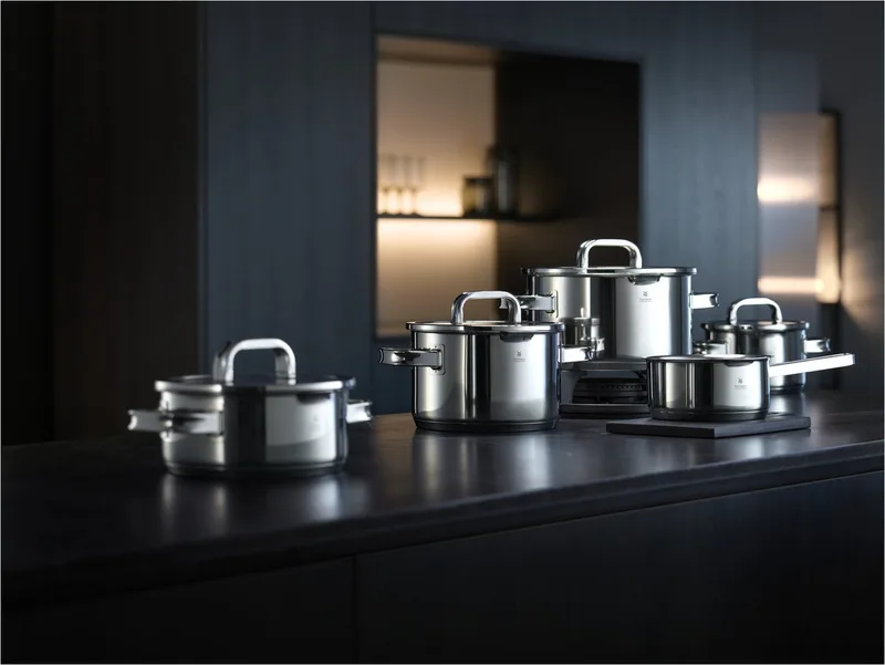 Function4 - Pannenset - 5-delig - Geschikt voor Inductie - Met Deksel by WMF in Rvs – product photo 2 of 5