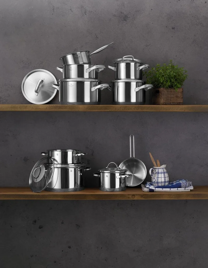 Gourmet Plus - Pannenset - 5-delig - Met Deksel - Geschikt voor alle warmtebronnen by WMF in Rvs – product photo 1 of 5