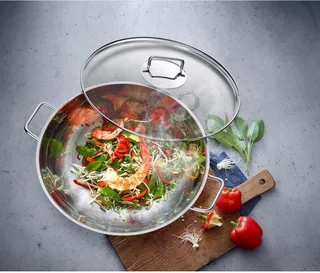 Macao Wok 36 cm met Glazen Deksel - Inductie by WMF in Roestvrijstaal – product photo 2 of 5