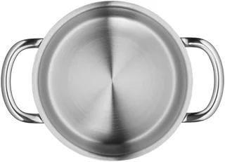 Mini - Kookpan Laag - Ø12 cm - 0,7L - RVS - Compact - Geschikt voor alle warmtebronnen by WMF in Silver – product photo 3 of 5
