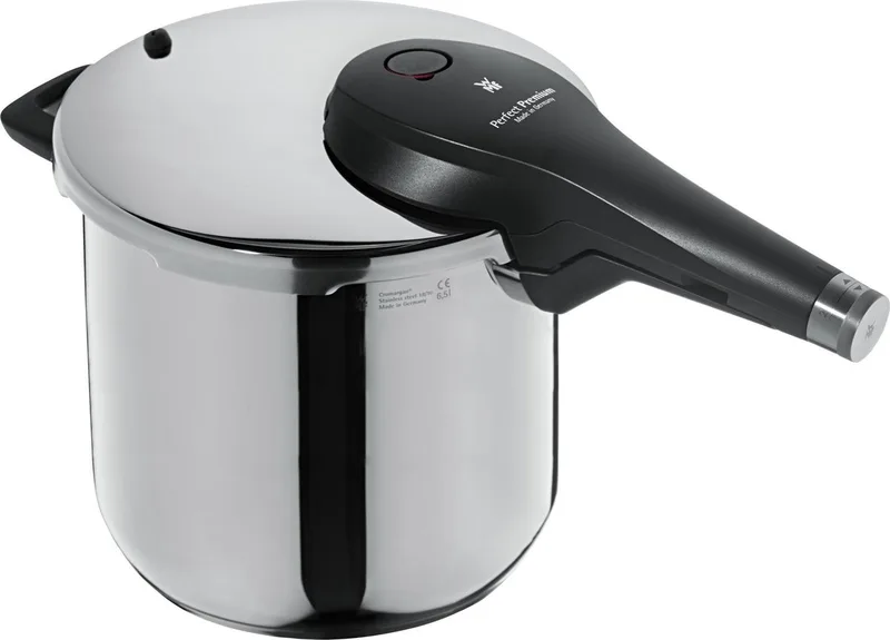 Perfect Premium - Snelkookpan - Ø 22 cm - 6.5L - Geschikt voor Inductie - Met Veiligheidsslot by WMF in Rvs – product photo