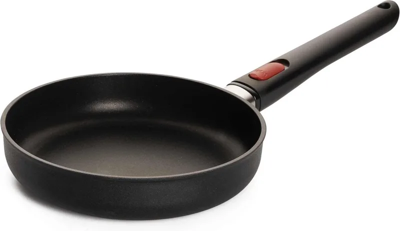 Eco Lite Koekenpan 20 cm by Woll in Black – product photo