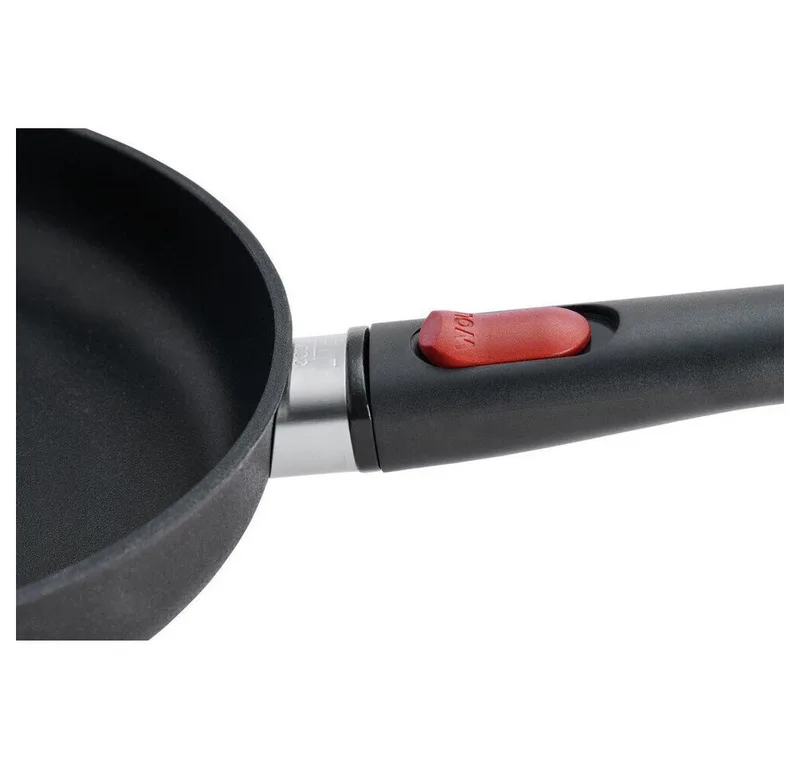 Koekenpan, ø 24 cm, 1.5 L, Gerecycled Aluminium, QXR Non Stick, Inductie by Woll in Black – product photo 4 of 5