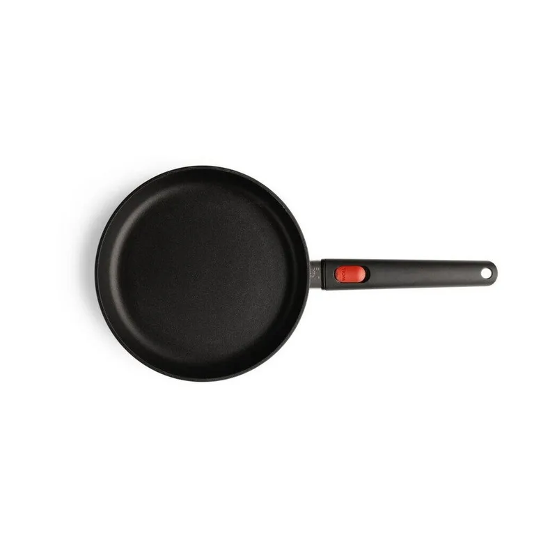 Koekenpan, ø 24 cm, 1.5 L, Gerecycled Aluminium, QXR Non Stick, Inductie by Woll in Black – product photo 3 of 5