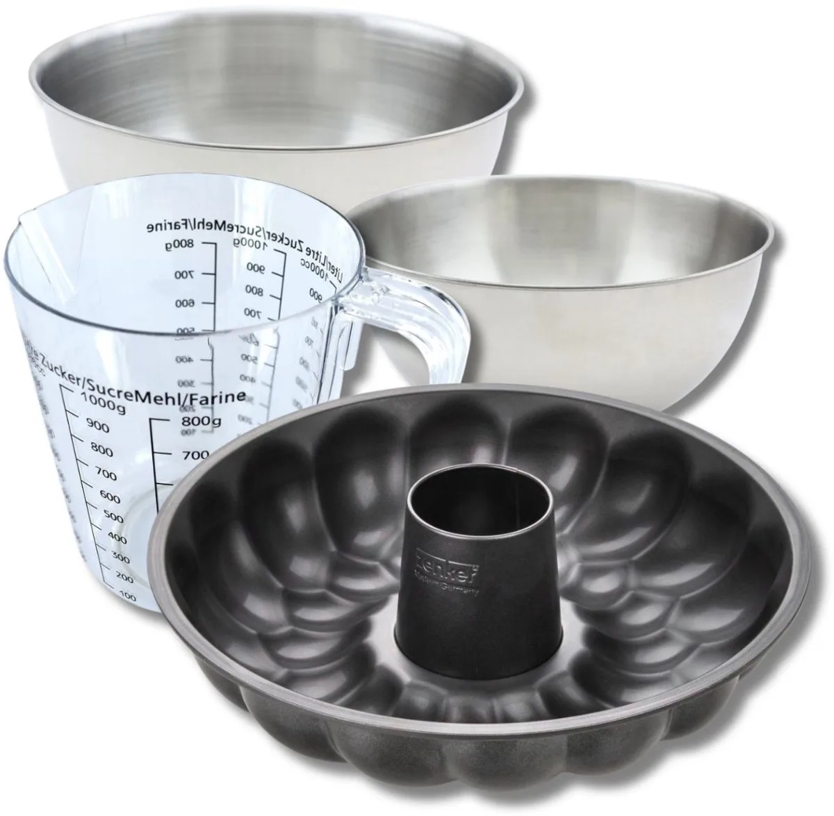 Bakset met 32 cm schoorsteenbroodvorm, 2 mengkommen, maatbeker en spatel Zenker van Zenker in Zwart – productfoto