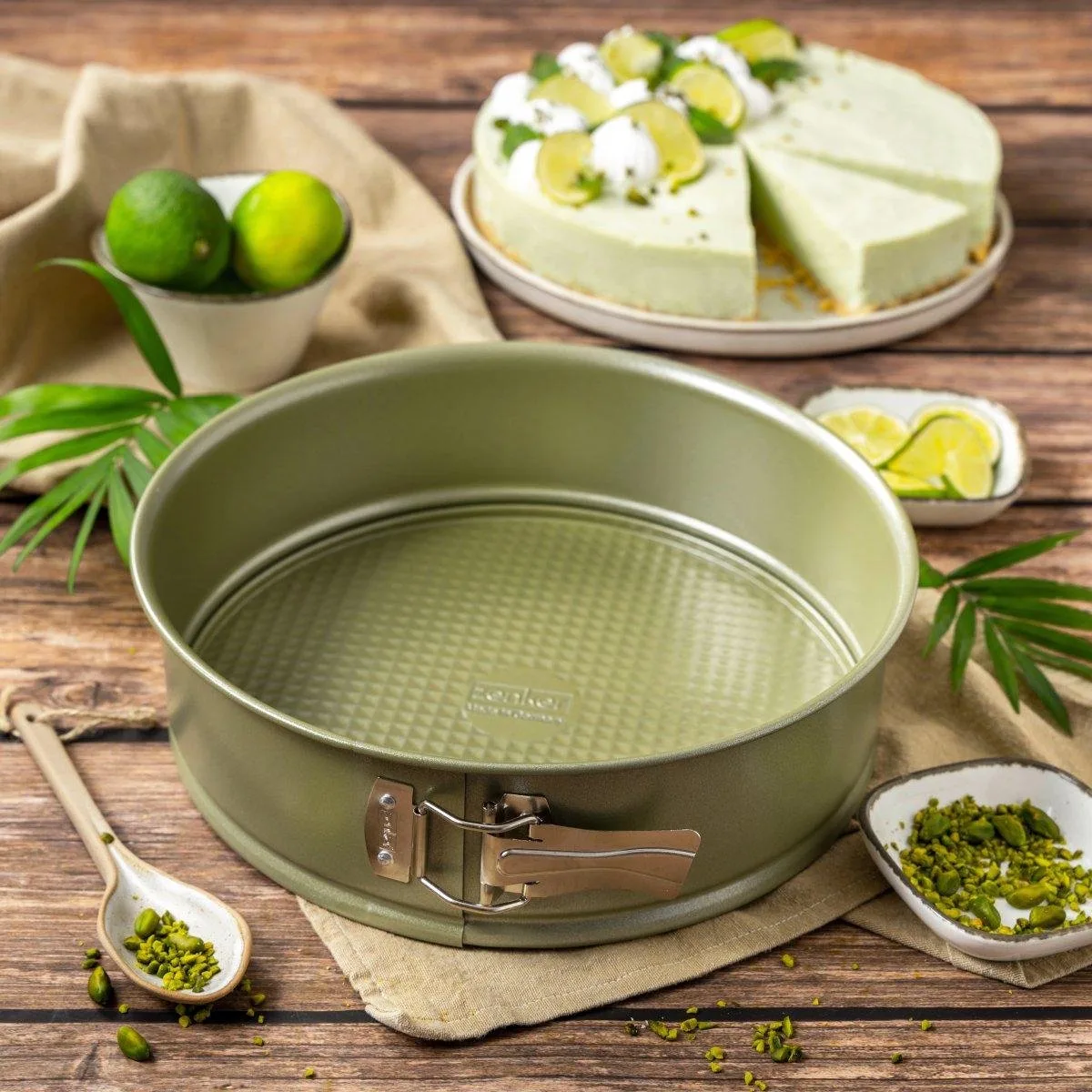 Springvorm met scharnier 20 cm Zenker Green Vision by Zenker in Groente – product photo