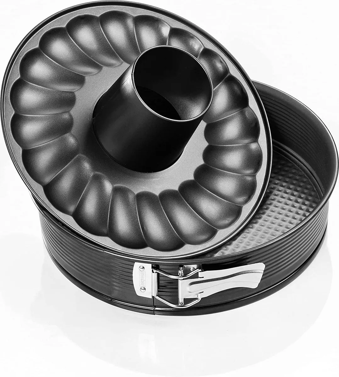 Springvorm met scharnier en savarinbodem 18 cm Zenker Black Metallic by Zenker in Black – product photo