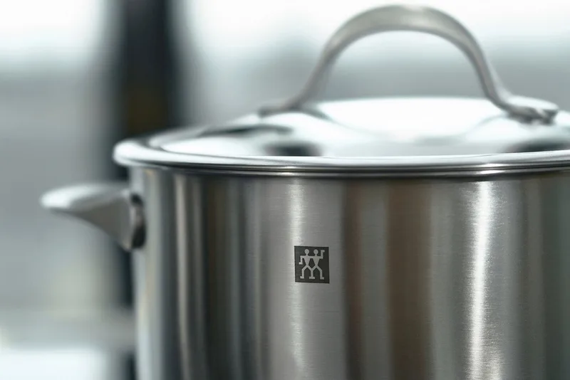 Essence 4-delige pannenset RVS by Zwilling in Roestvrijstaal – product photo 4 of 5
