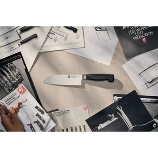 Four Star Santokumes 16 cm von Zwilling in Schwarz, Silber – Produktfoto 3 von 5