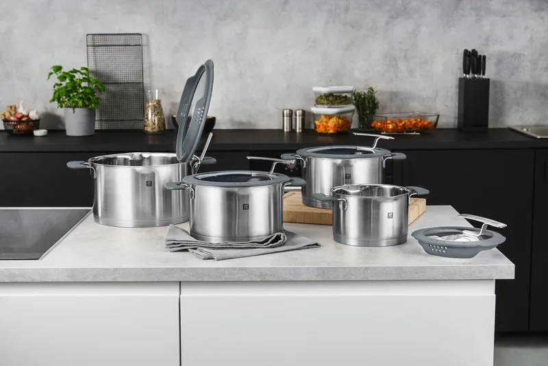Simplify pannenset 4 stuk(s) by Zwilling in Black – product photo 2 of 4