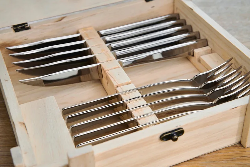 Steak bestekset - 12-delig - In rustieke houten doos - Roestvrij staal von Zwilling in Roestvrijstaal – Produktfoto 2 von 5