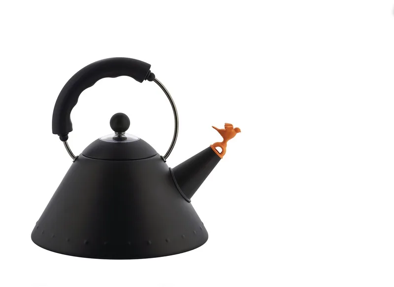 Michael Graves Fluitketel Zwart van Alessi in Gitzwart – productfoto