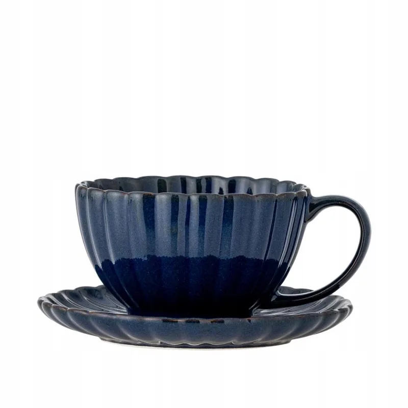 Latina Tasse 22 cl mit Untertasse Blau von Bloomingville in Blau – Produktfoto