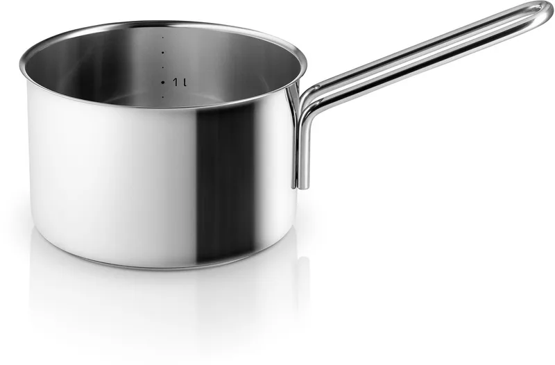 Eva Trio Roestvrijstalen steelpan, steelpan, geschikt voor inductie, aluminium, roestvrij staal, gepolijst staal, 1,8 L, 302418 by Eva Solo in Silver – product photo