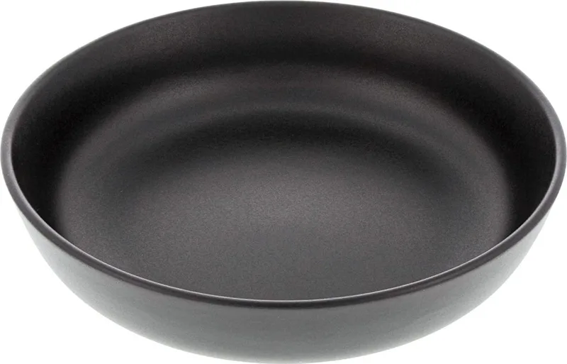 Nordic Kitchen Bord Diep Ø 20 cm - Aardewerk van Eva Solo in Zwart – productfoto
