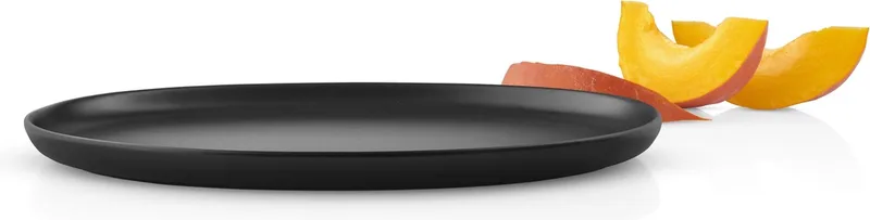 Nordic kitchen Teller oval 22 x 32cm von Eva Solo in Schwarz – Produktfoto