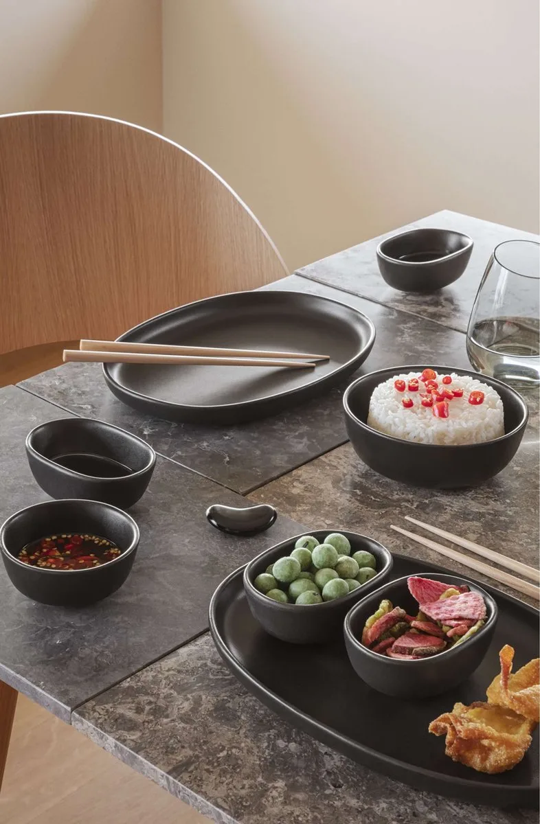 Nordic Kitchen Serveerbord 36 cm - Keramiek von Eva Solo in Schwarz – Produktfoto