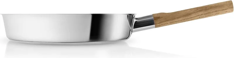 Nordic Kitchen Stainless Steel Slip-Let Non-Stick Koekenpan Ø 24 cm - Roestvast Staal fra Eva Solo i Sølv – produktbillede