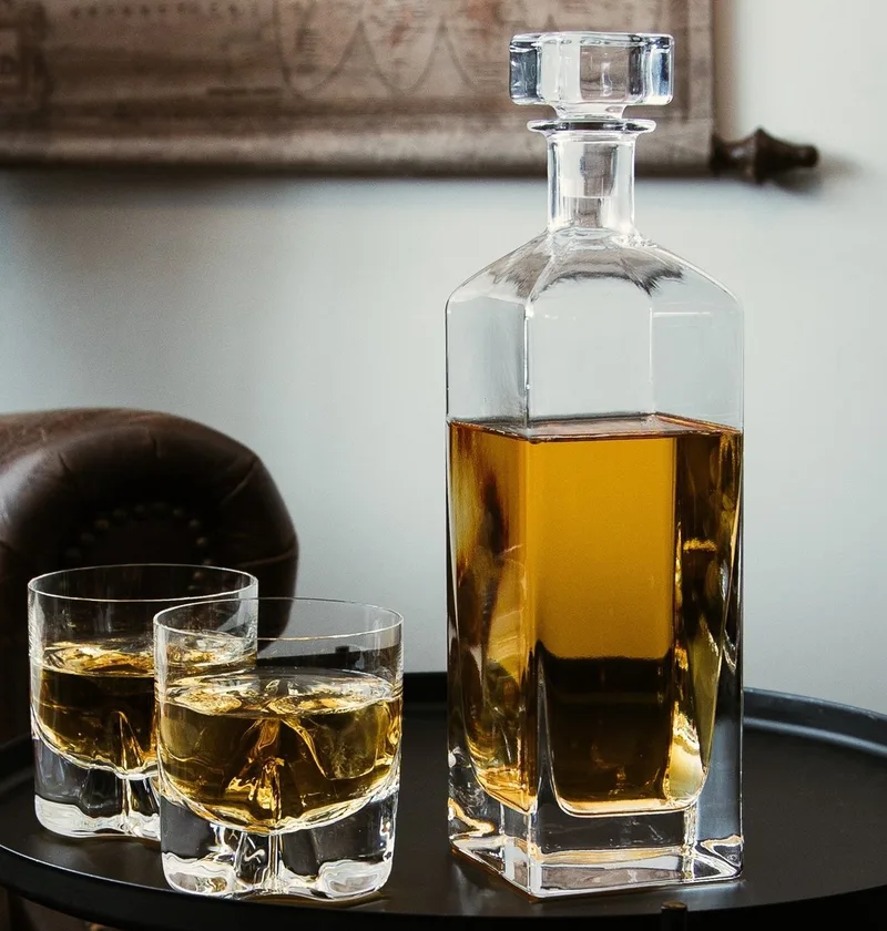 Kristallen Whiskey karaf met whiskey glazen von Kosta Boda in Helder – Produktfoto