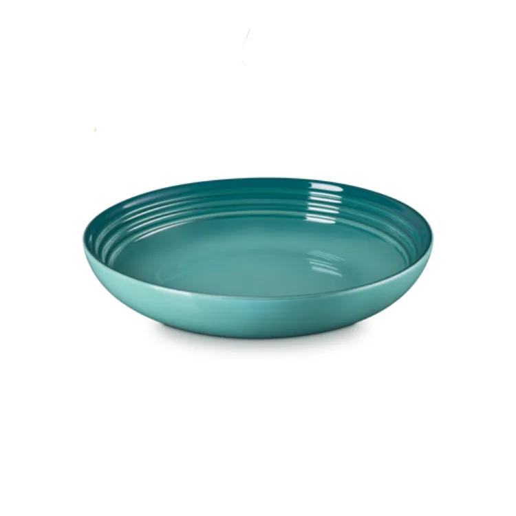 Vancouver - Diep bord 22cm Bleu Riviera van Le Creuset – productfoto