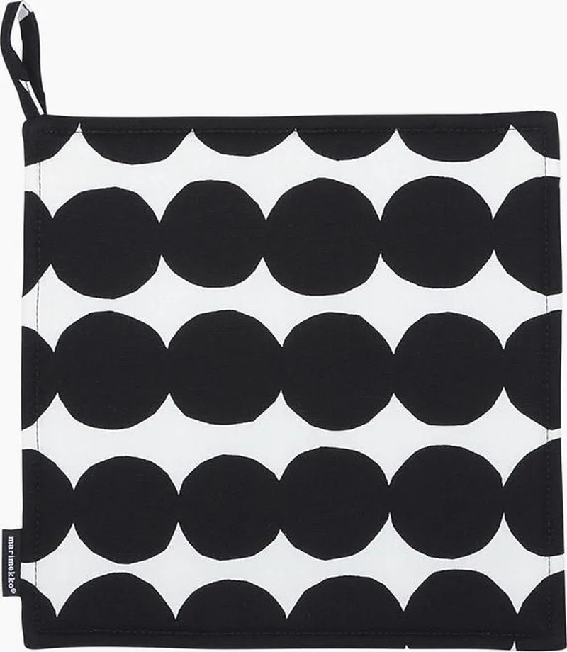 Räsimatto wit pannenlappen van Marimekko in Zwart – productfoto