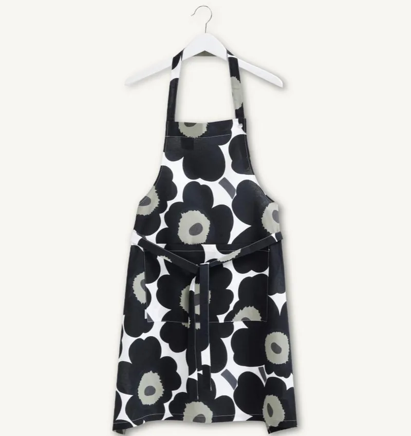 Schort Pieni Unikko von Marimekko in Schwarz – Produktfoto