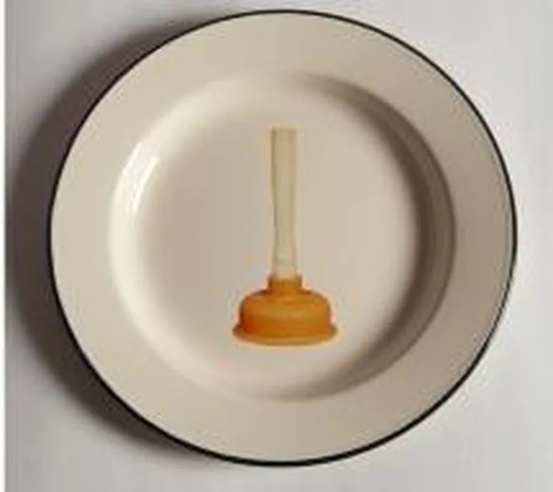 2ST Emaille borden van Seletti met ontstopper 'Toiletpaper' plate fra Seletti i Beige – produktbillede