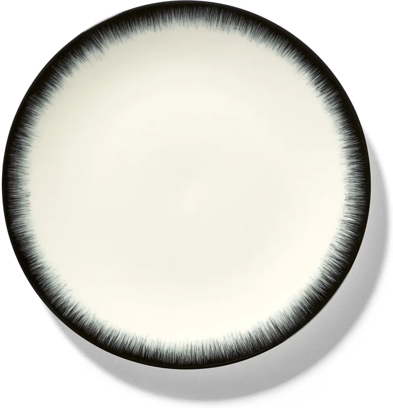 Dé Tableware by Ann Demeulemeester - Gebaksbord Variatie 3 - Ø17,5 - 2 stuks by Serax in Off-White, Black – product photo