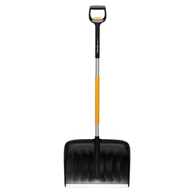 Pelle à Neige X-series Telescopic Pusher van Fiskars – productfoto 1 van 5